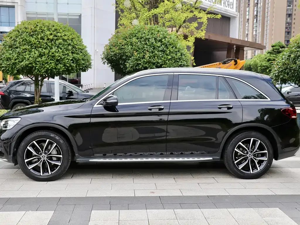 Mercedes-Benz GLC — фото 6