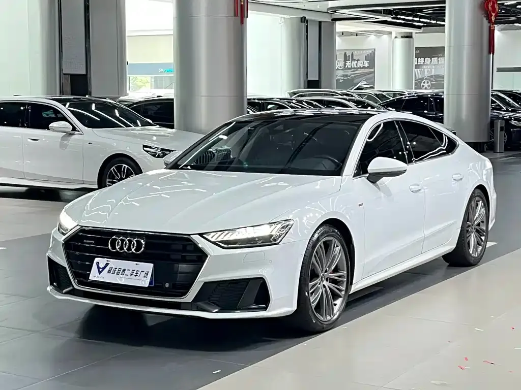 Audi A7 — фото 1