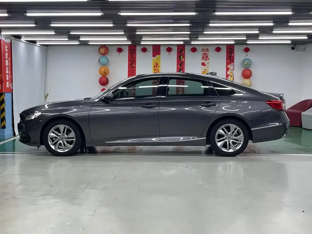 Honda Accord — фото 5