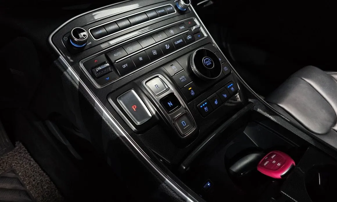 Hyundai Santafe — фото 6