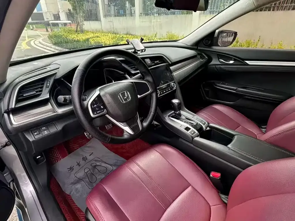 Honda Civic — фото 8