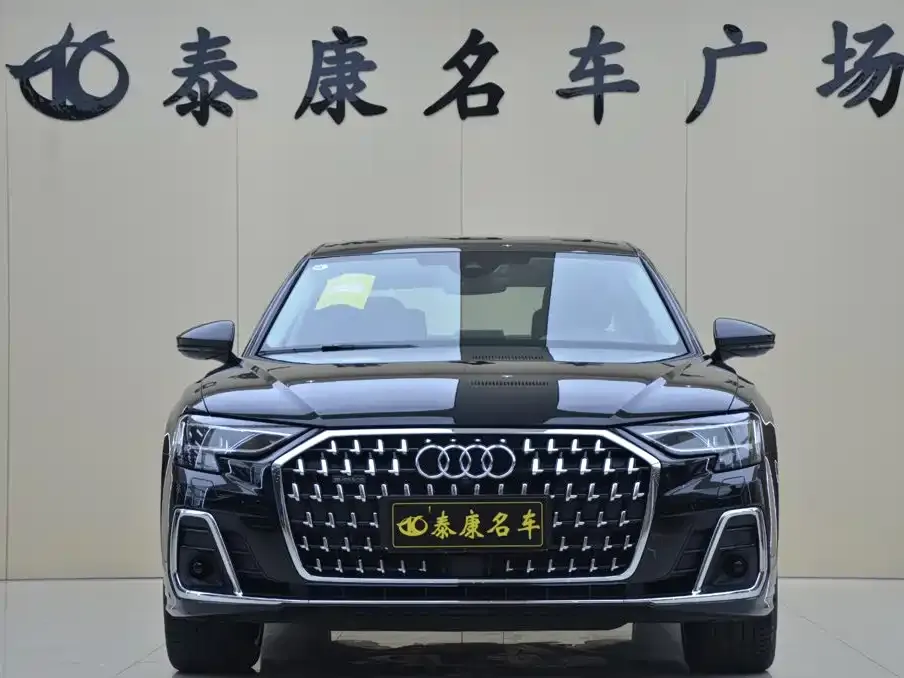 Audi A8 — фото 3