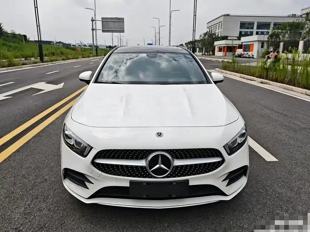 Mercedes-Benz A-Class — фото 1