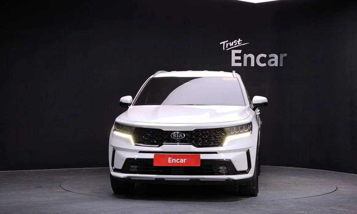 Kia Sorento — фото 6