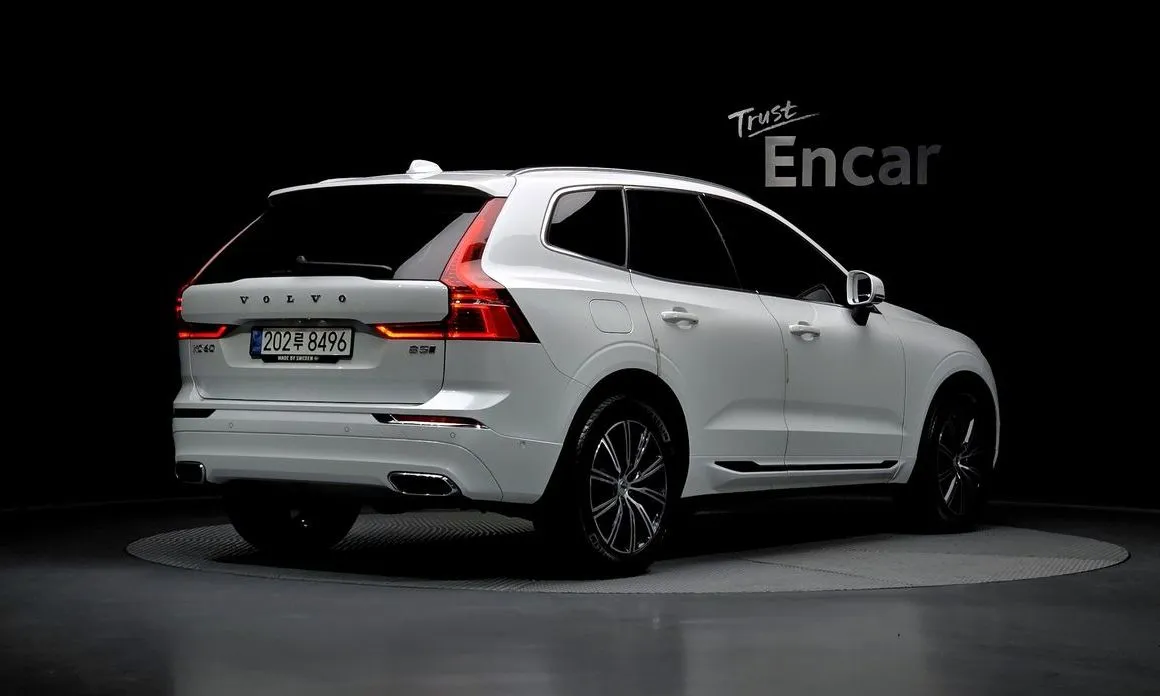Volvo XC60 — фото 3