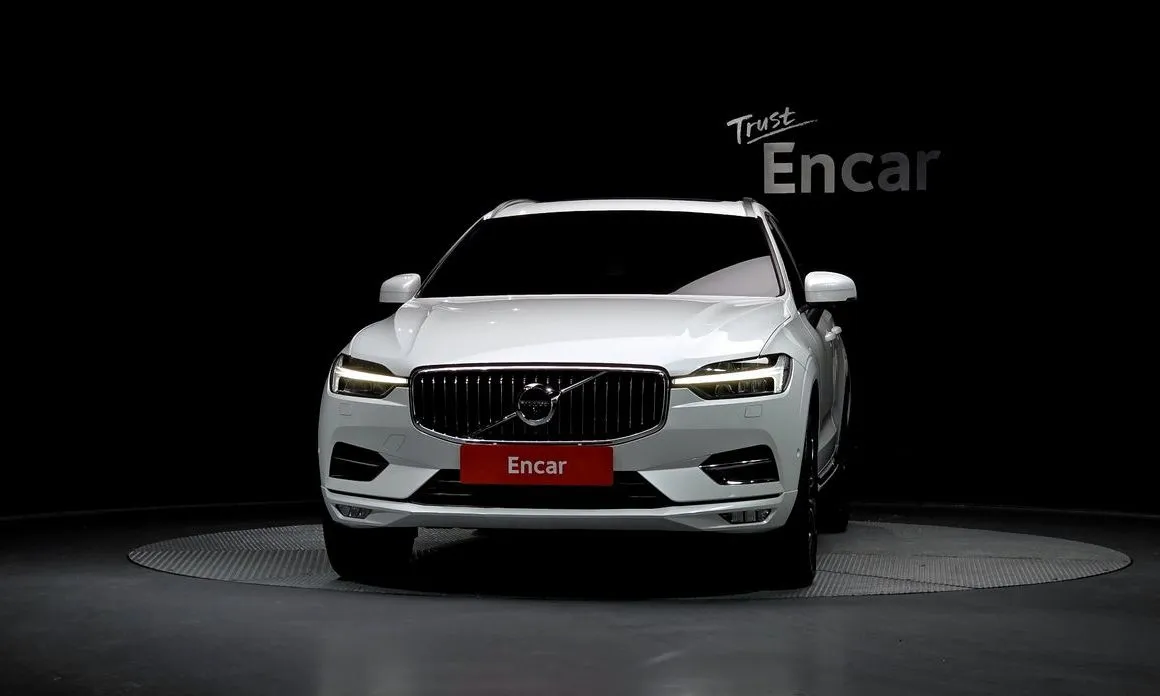 Volvo XC60 — фото 5