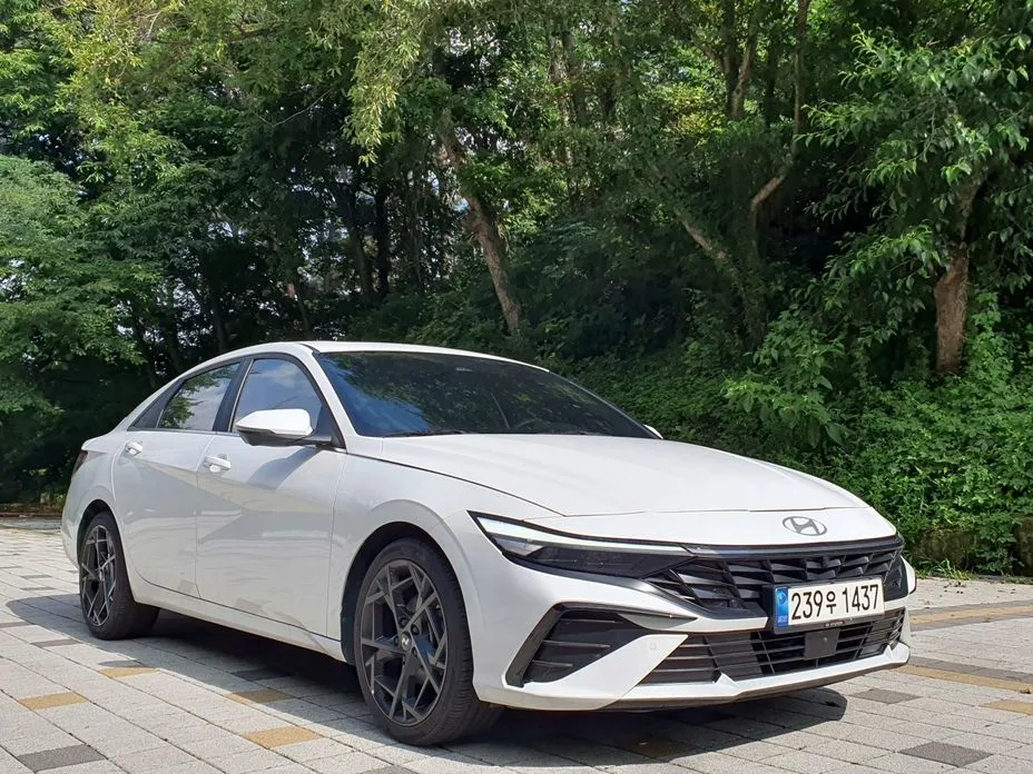 Hyundai AVANTE — фото 9