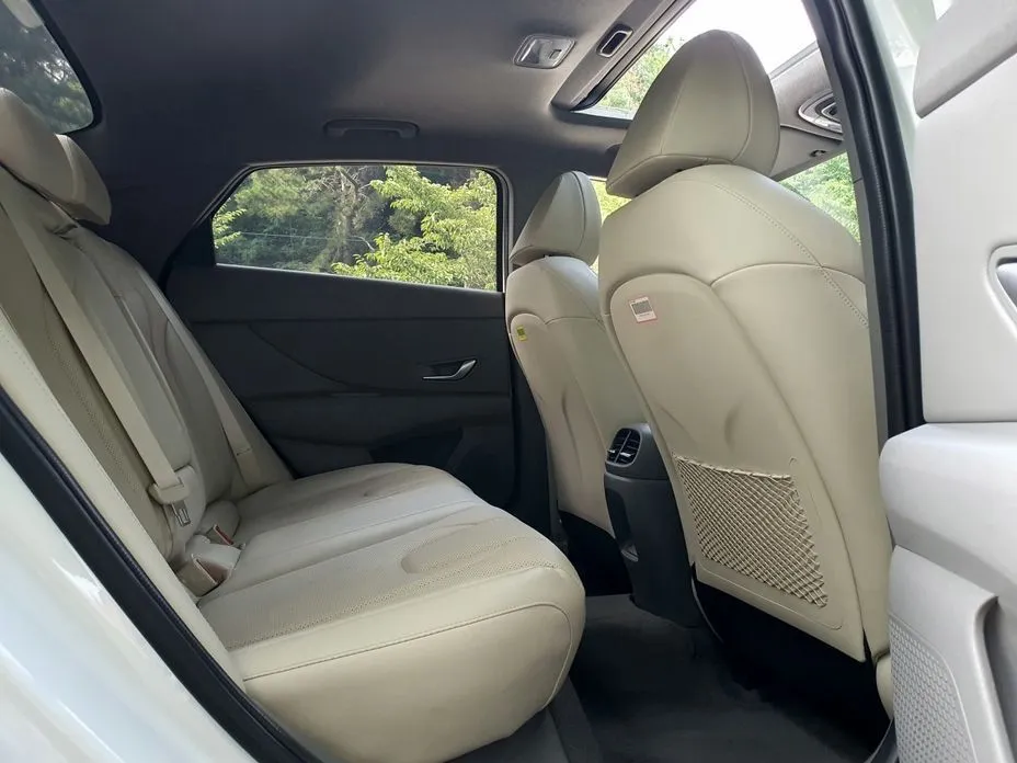 Hyundai AVANTE — фото 3