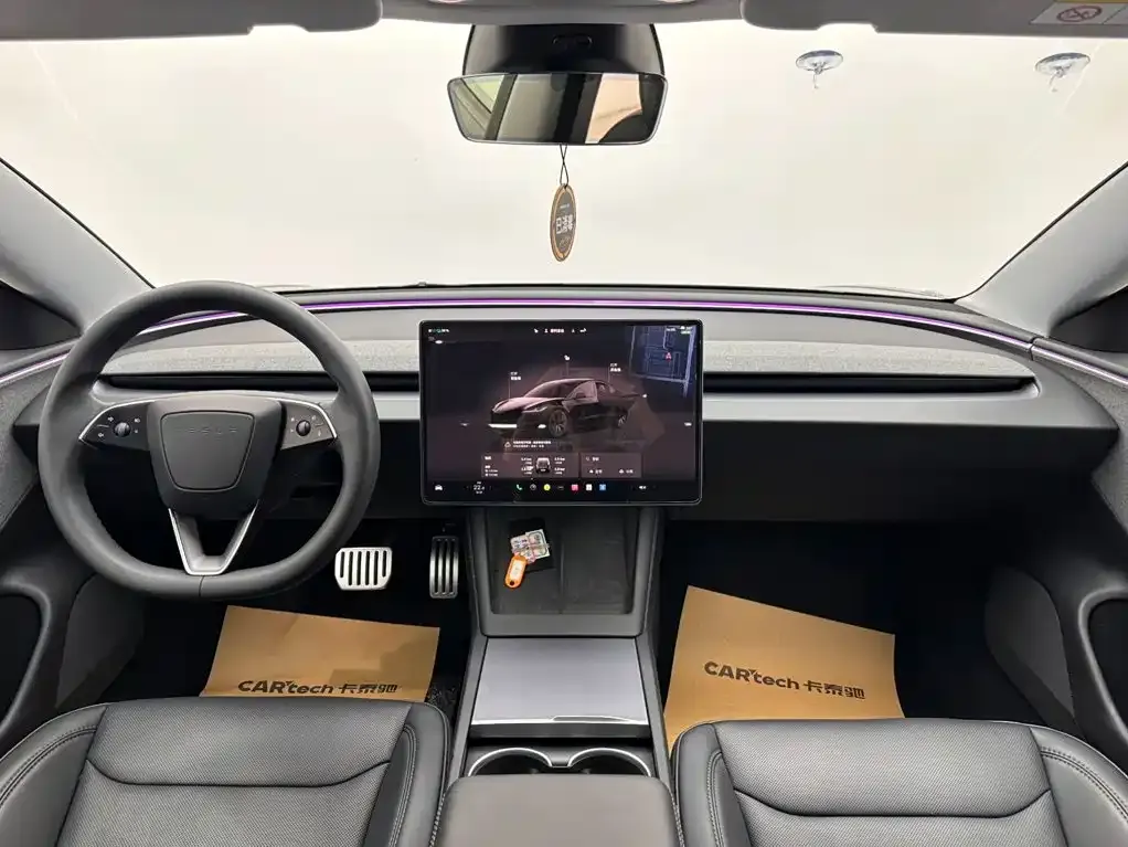 Tesla Model 3 — фото 8