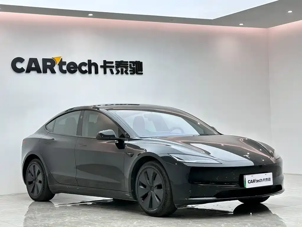 Tesla Model 3 — фото 2