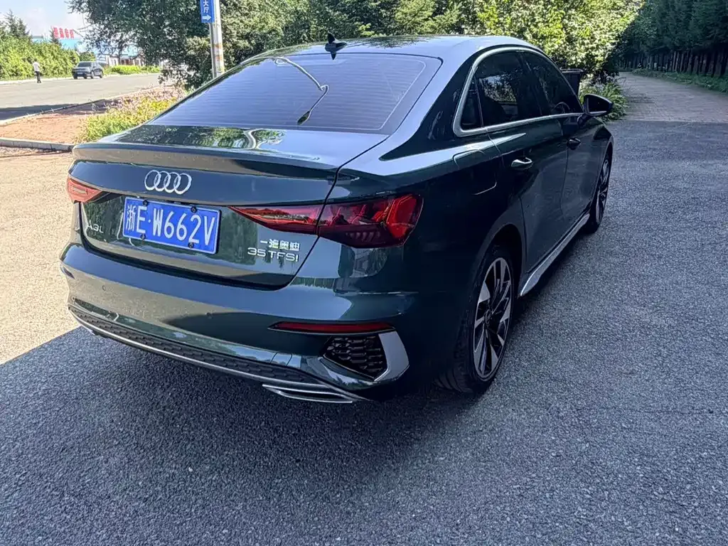 Audi A3 — фото 2