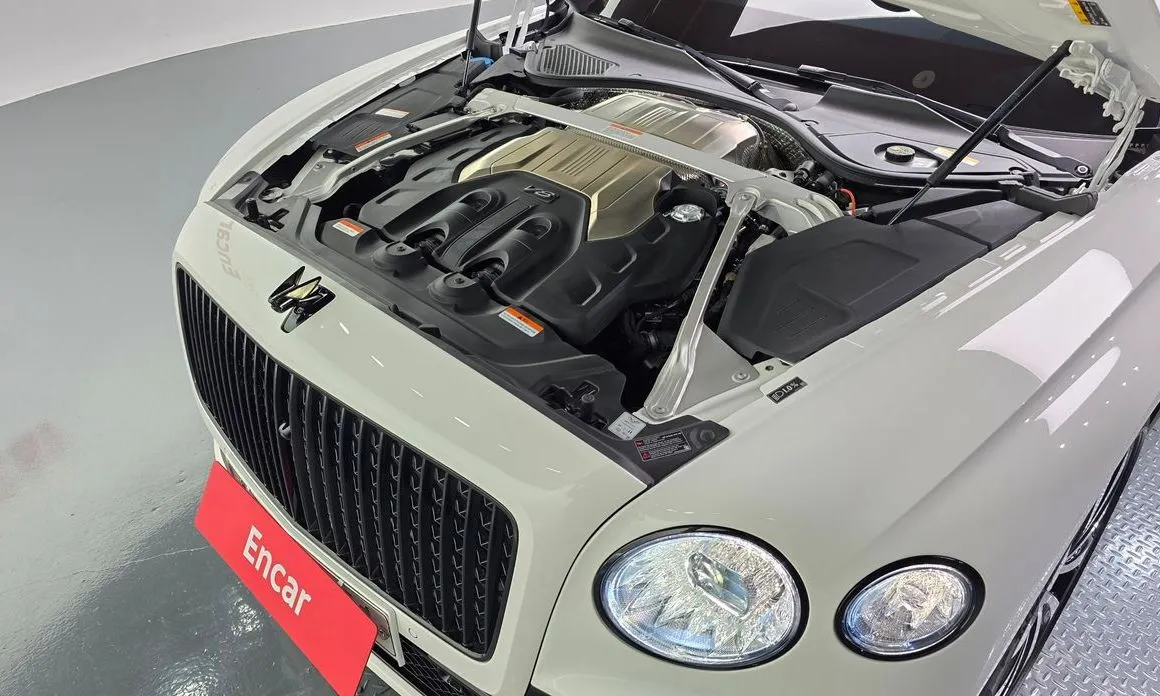 Bentley Flying Spur — фото 7