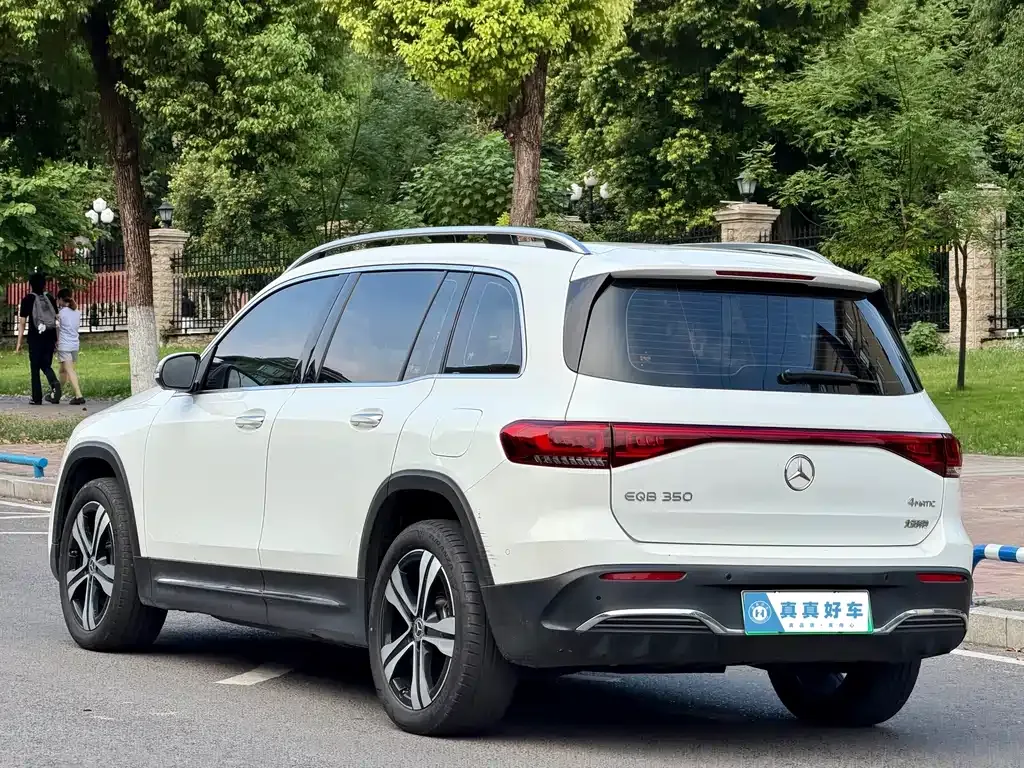 Mercedes-Benz EQB — фото 2