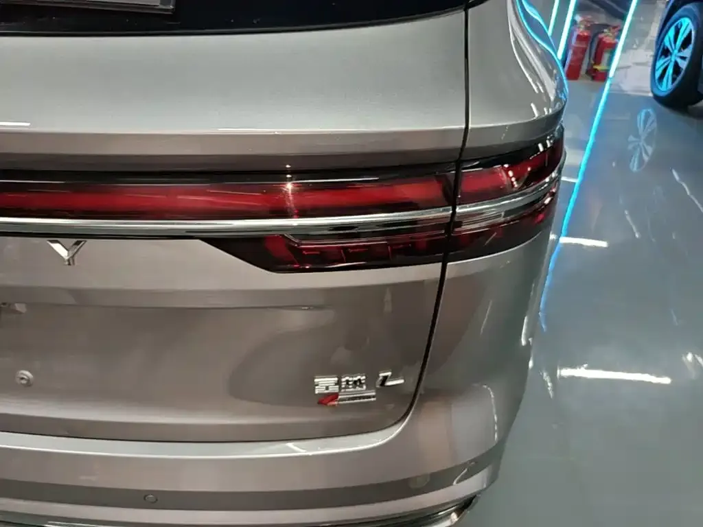 Geely Xingyue L — фото 2