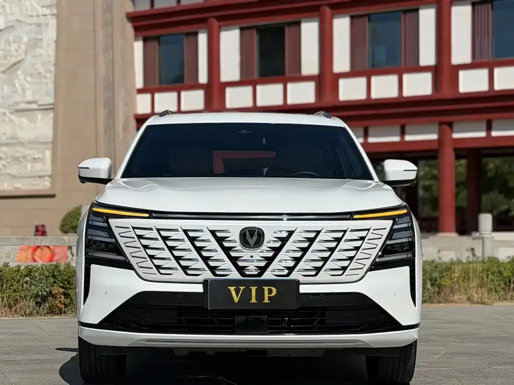 Changan CS75PLUS — фото 3