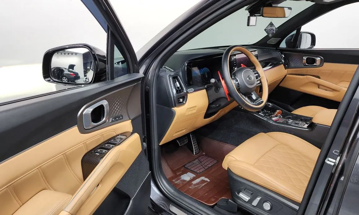Kia Sorento — фото 10