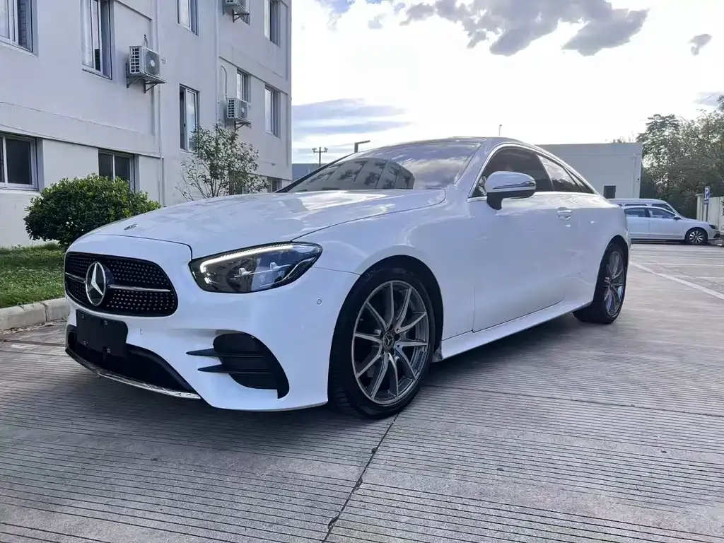 Mercedes-Benz E-Class (Import) — фото 1