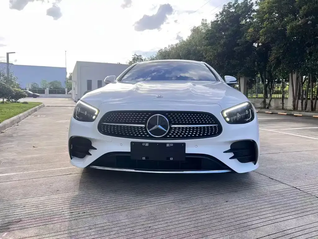 Mercedes-Benz E-Class (Import) — фото 6