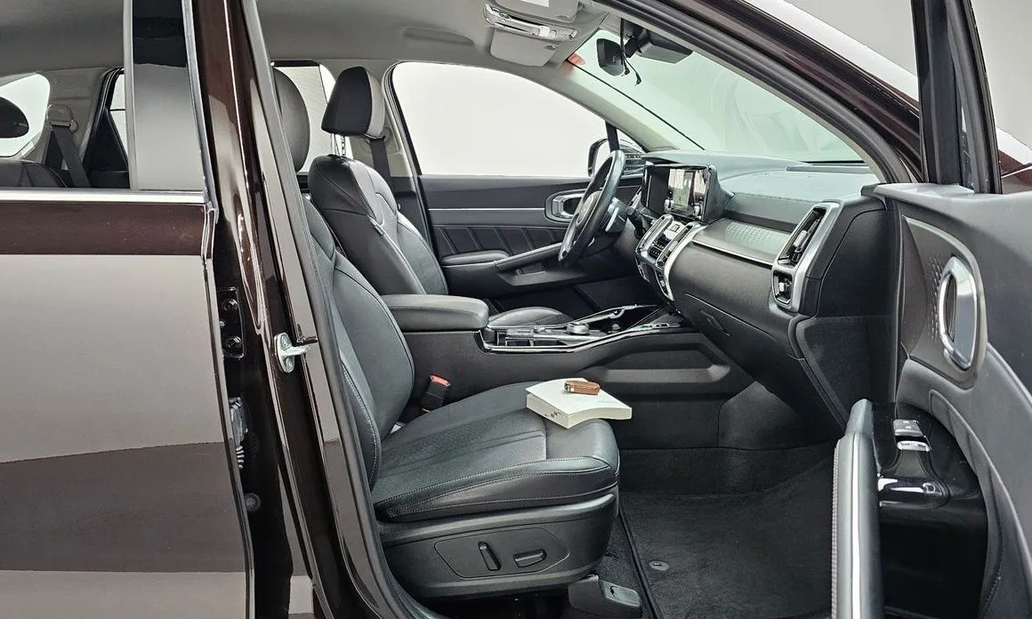 Kia Sorento — фото 9