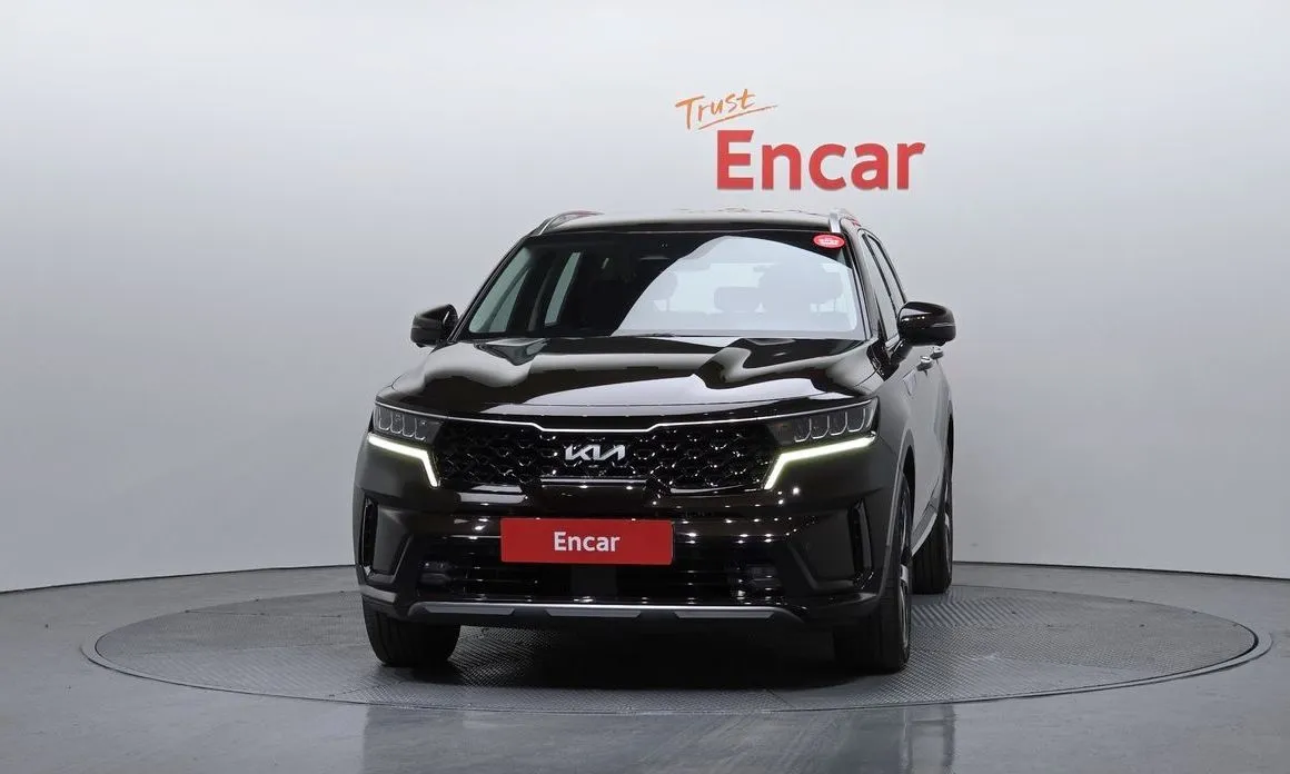 Kia Sorento — фото 8