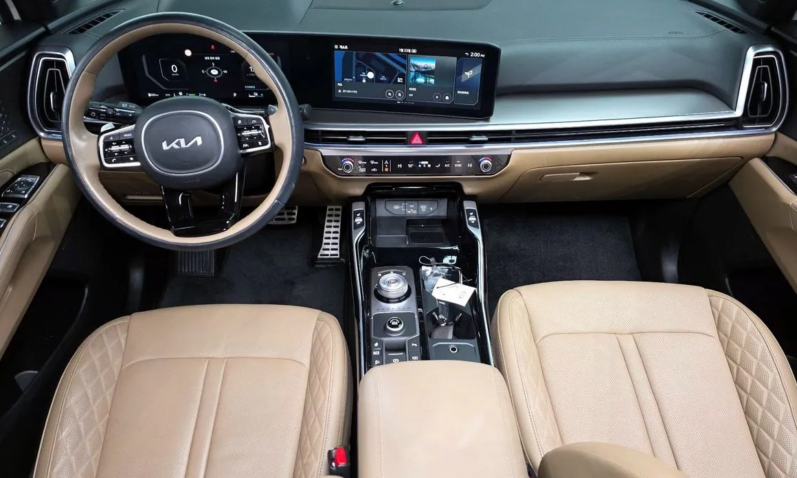 Kia Sorento — фото 9
