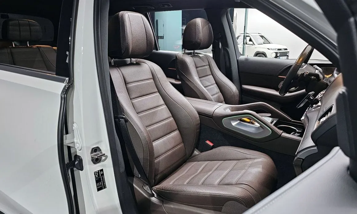 Mercedes-Benz GLS-Class — фото 10