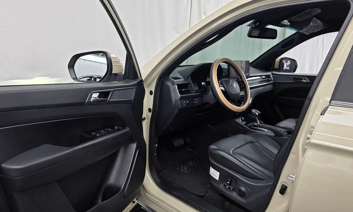 KG Mobility (Ssangyong) Rexton — фото 7