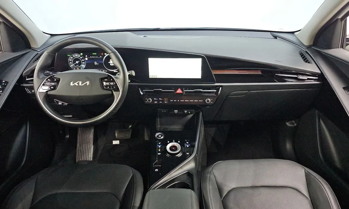 Kia Niro — фото 8