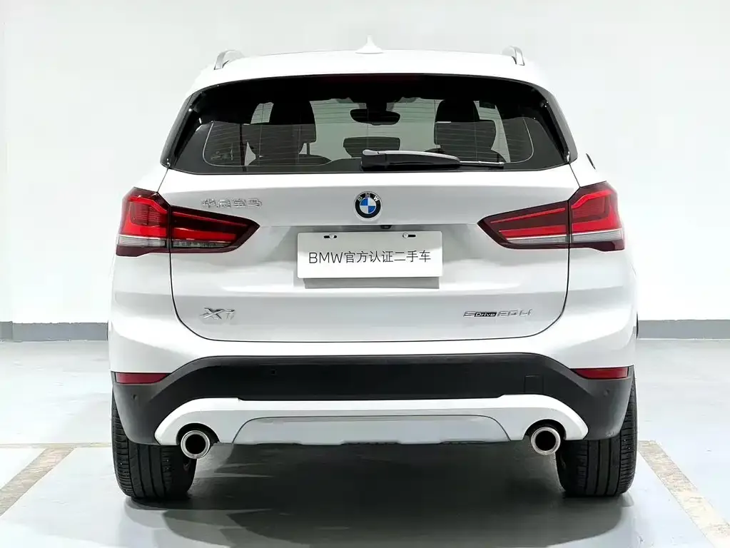 BMW X1 — фото 7