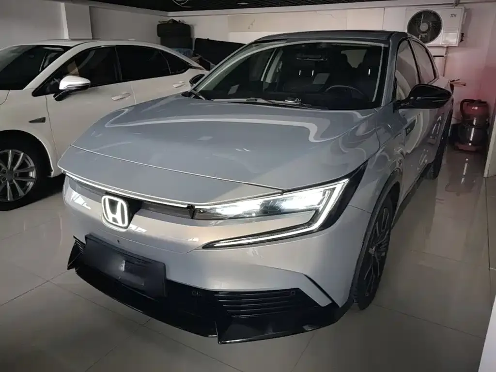 Honda e:NP2 — фото 8