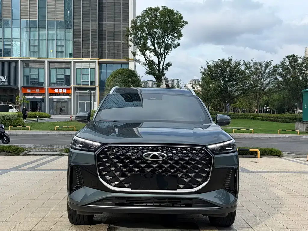 Chery Tiggo 8 PLUS — фото 9