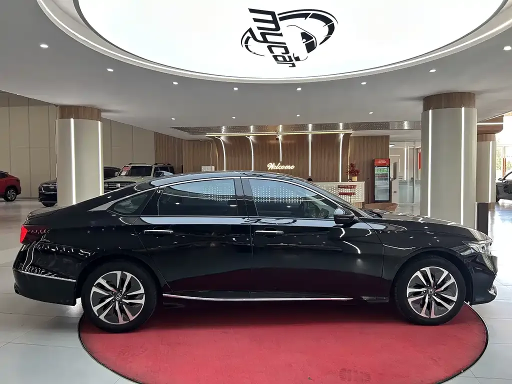 Honda Accord — фото 2