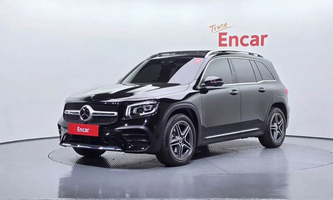 Mercedes-Benz GLB-Class — фото 1