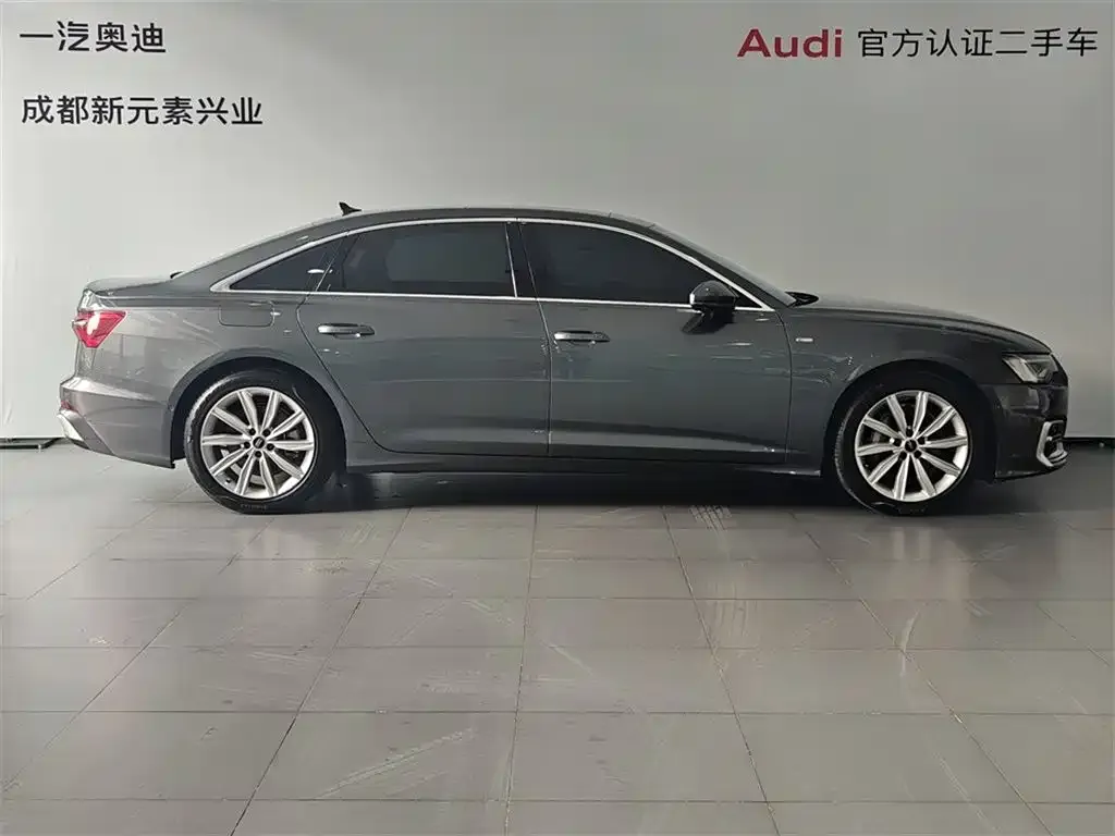 Audi A6L — фото 2