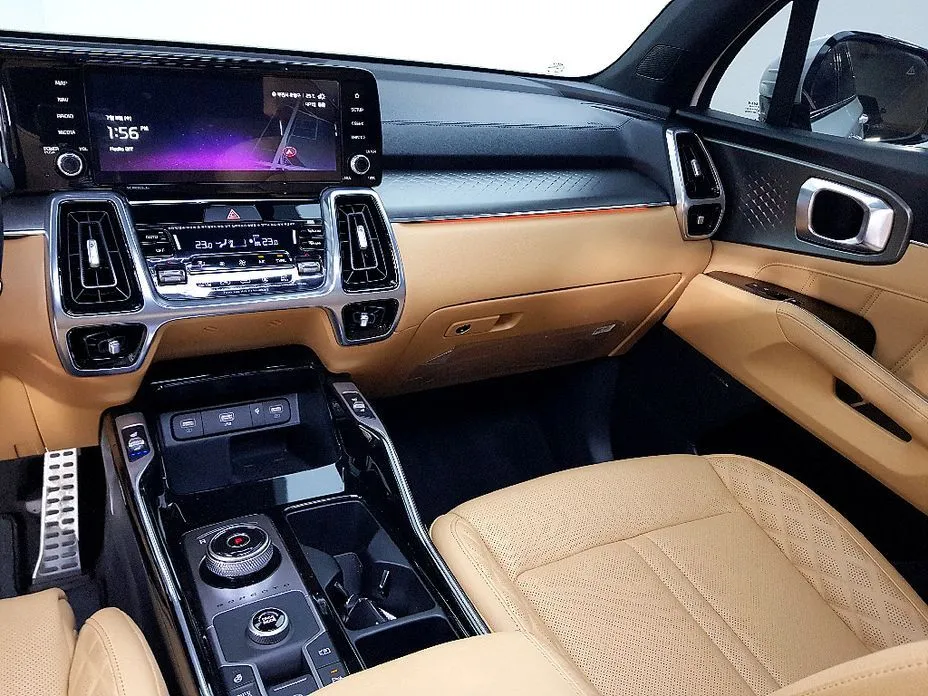 Kia Sorento — фото 8