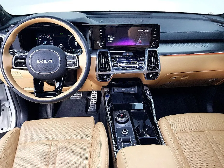 Kia Sorento — фото 10