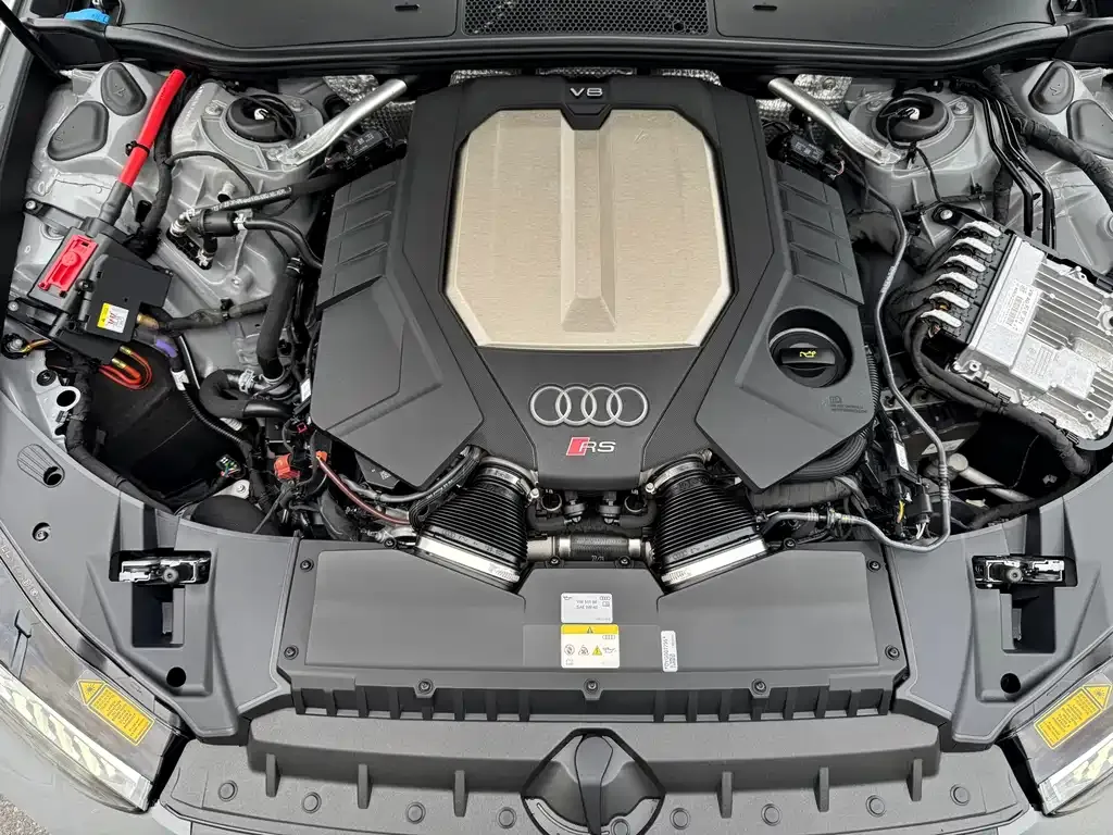 Audi RS 6 — фото 7