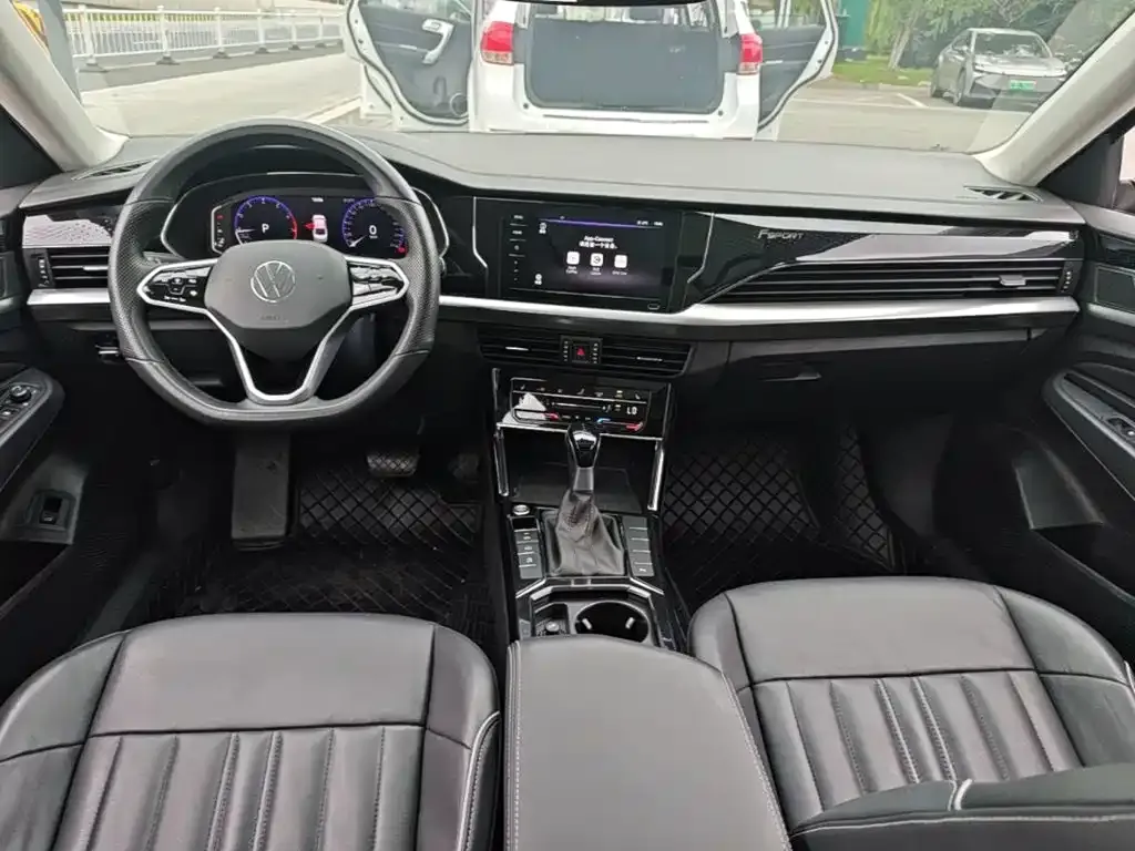 Volkswagen Passat — фото 9