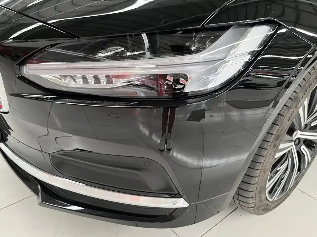 Volvo S90 — фото 10