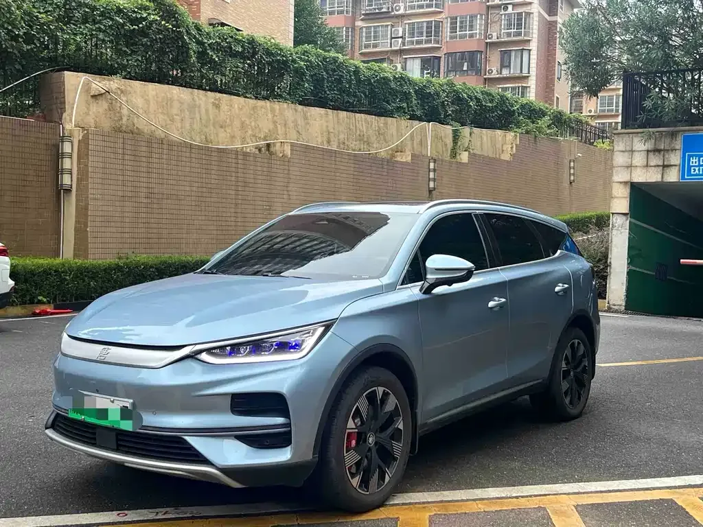 BYD Tang New Energy — фото 1