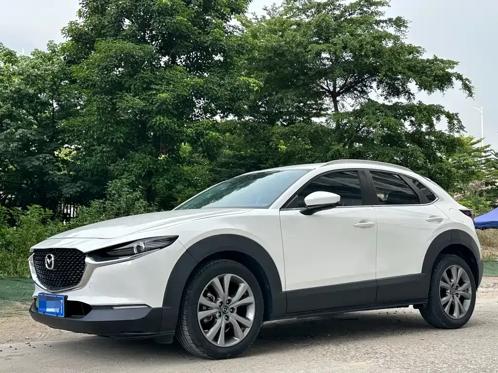 Mazda CX-30 — фото 1