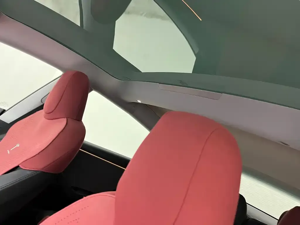 Tesla Model 3 — фото 4