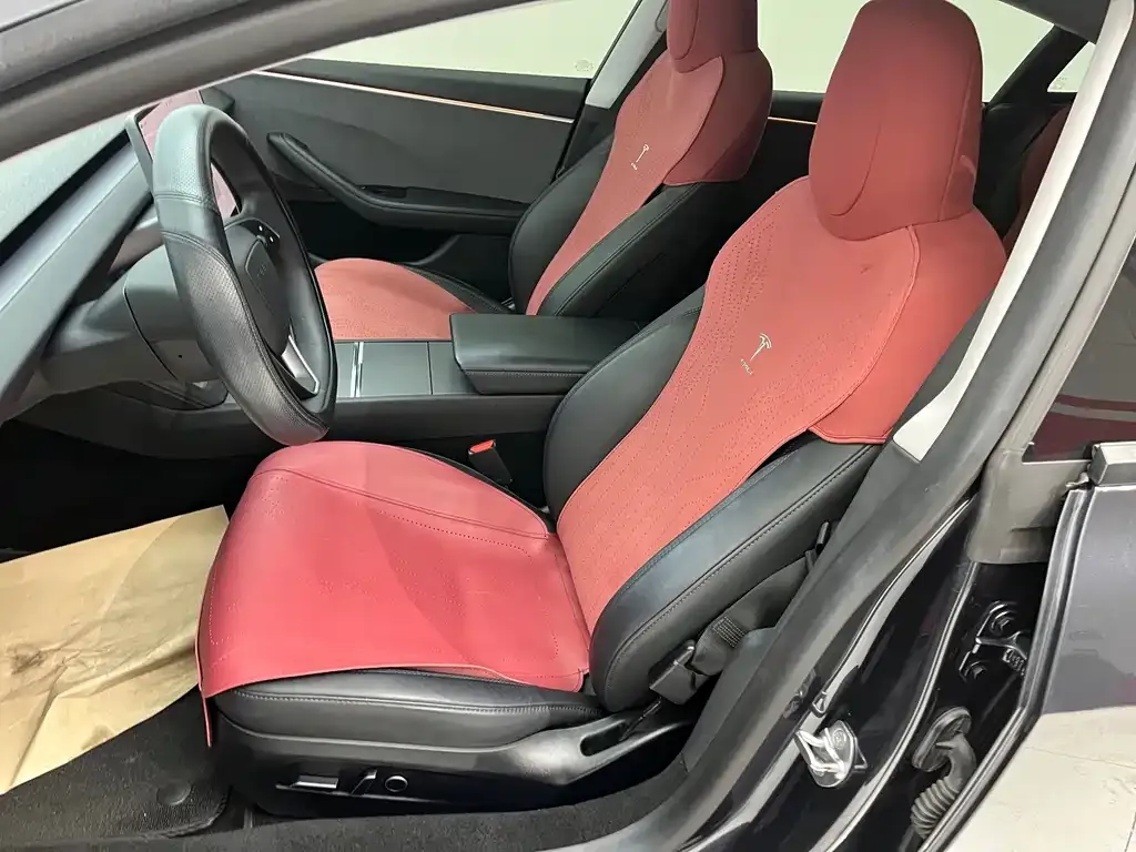 Tesla Model 3 — фото 3