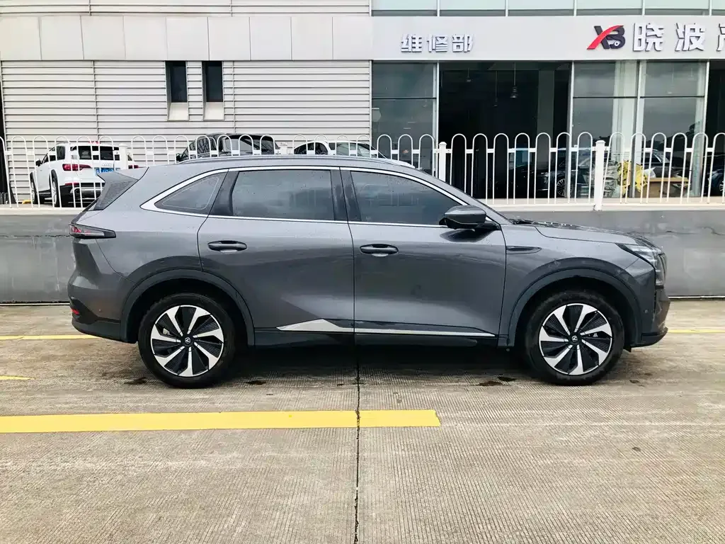 Changan CS75PLUS — фото 3