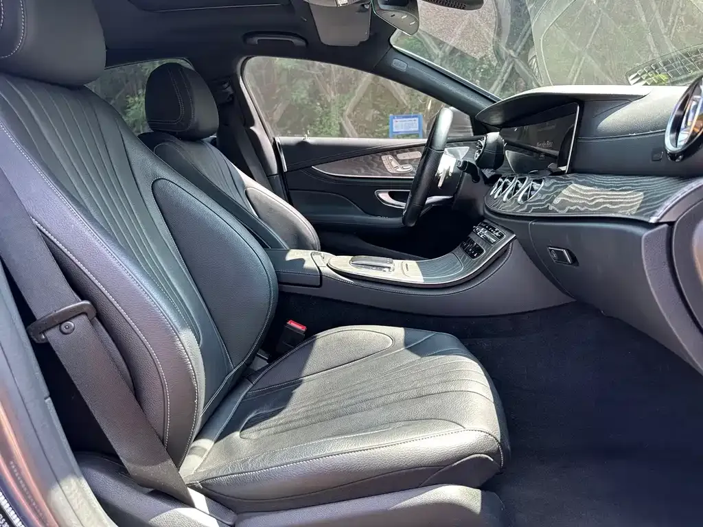 Mercedes-Benz CLS — фото 3