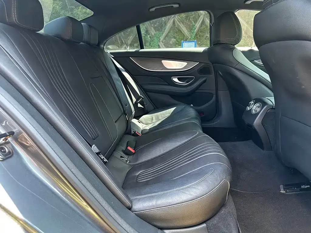 Mercedes-Benz CLS — фото 6