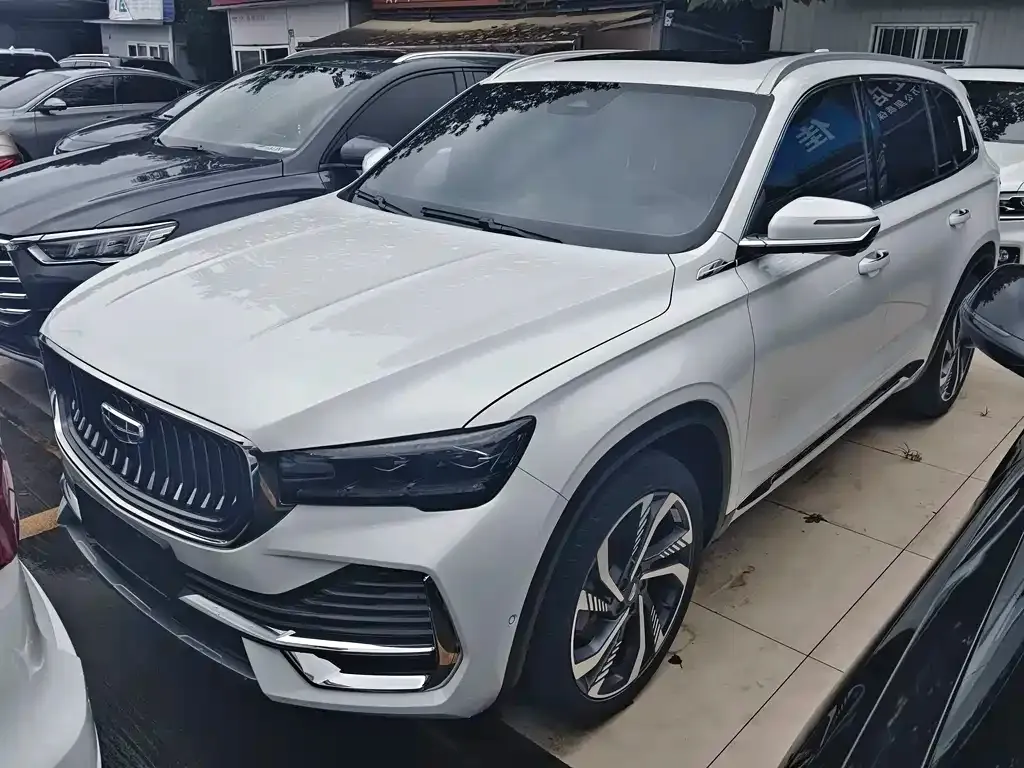 Geely Xingyue L — фото 1