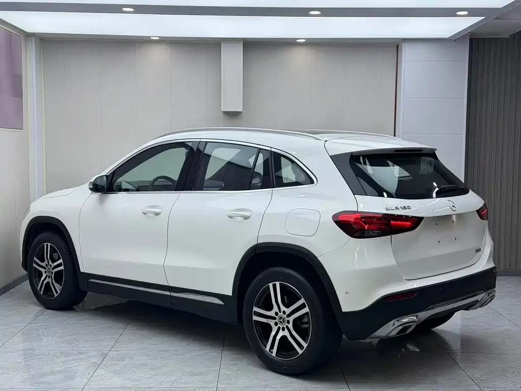 Mercedes-Benz GLA — фото 2