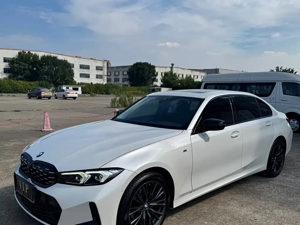 BMW 3 Series — фото 1
