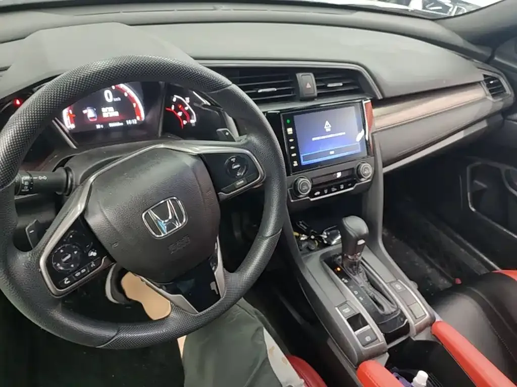 Honda Civic — фото 8